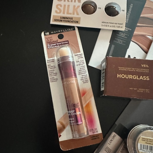 Bundle of 13 makeup items inc liner, setting powder and spray - Picture 7 of 7